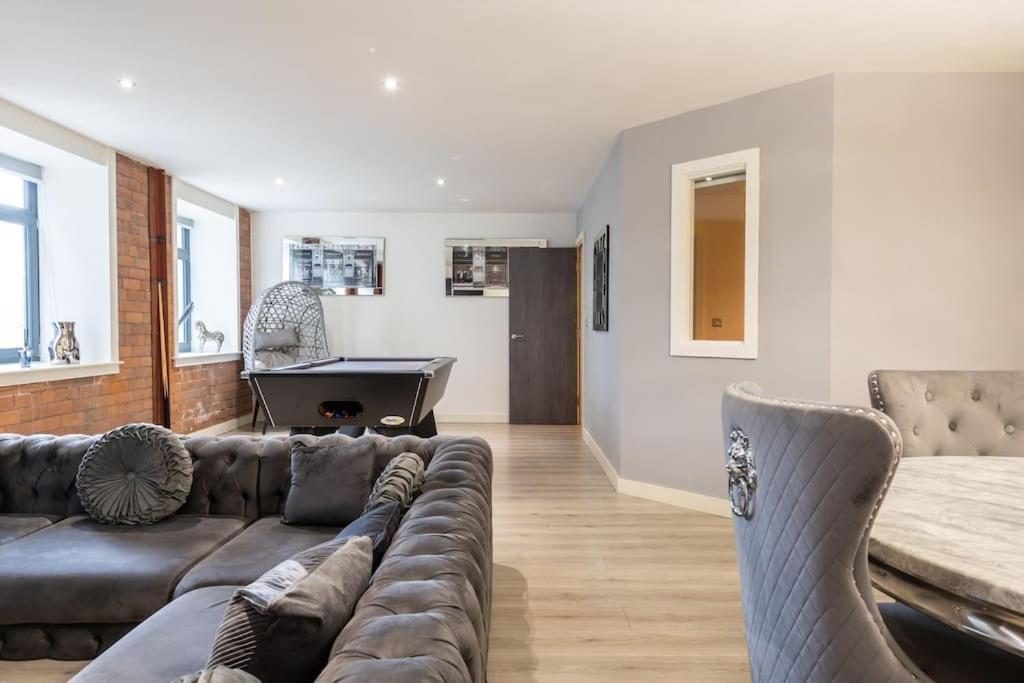 2 Bed Apartment With Pool Table Bradford  Exterior foto